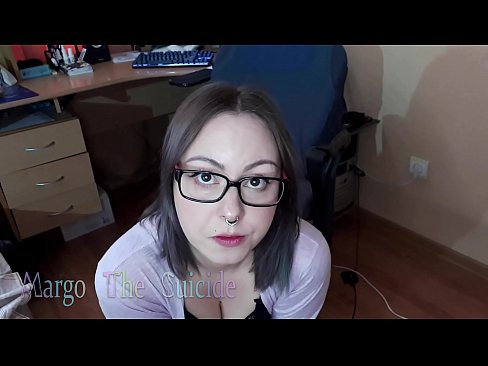 ❤️ Секси момиче с очила смуче дилдо дълбоко на камерата ❤ Ебане видео в bg.tuberxxx.ru ️❤