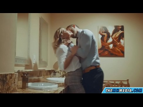 ❤️ Когато наедряла блондинка ви съблазни в обществена тоалетна ❤ Ебане видео в bg.tuberxxx.ru ️❤